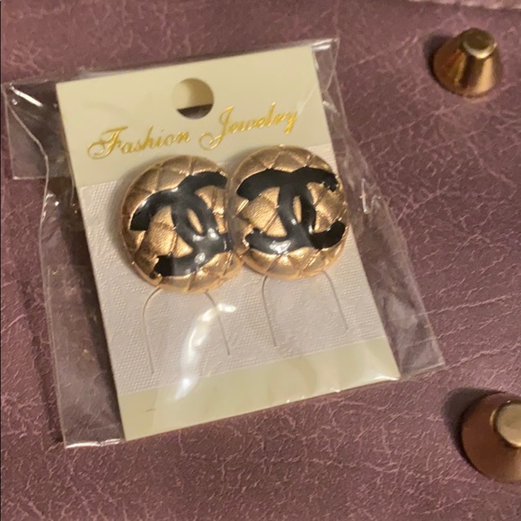 Earnings - Picture 2 of 5